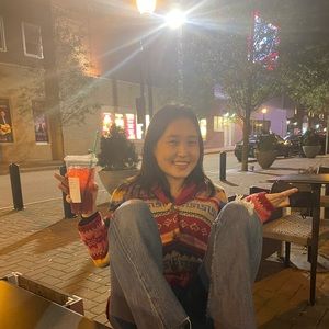 Meet your Posher, Stephanie